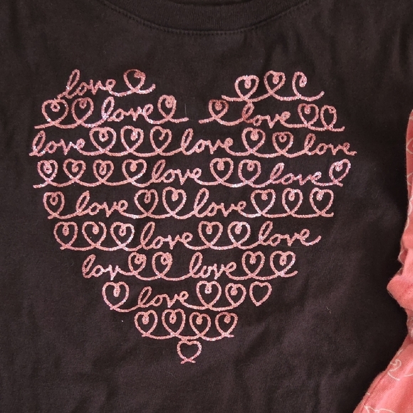 Love Heart Girls T-Shirts - Brown, Pink, & Gray Bundle ❤️ - Picture 2 of 7